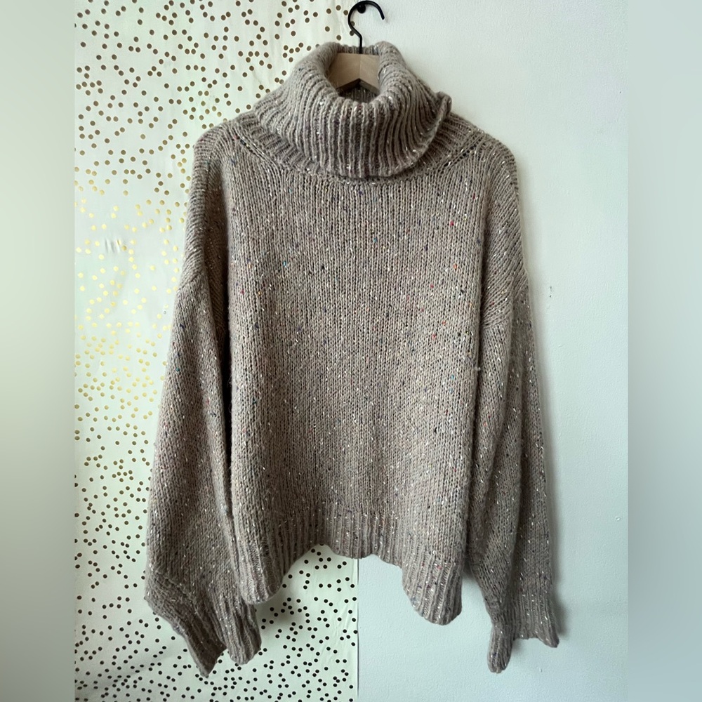 ‘Something Navy’ Heather Tan Turtleneck Knit Chunky Sweater size Medium